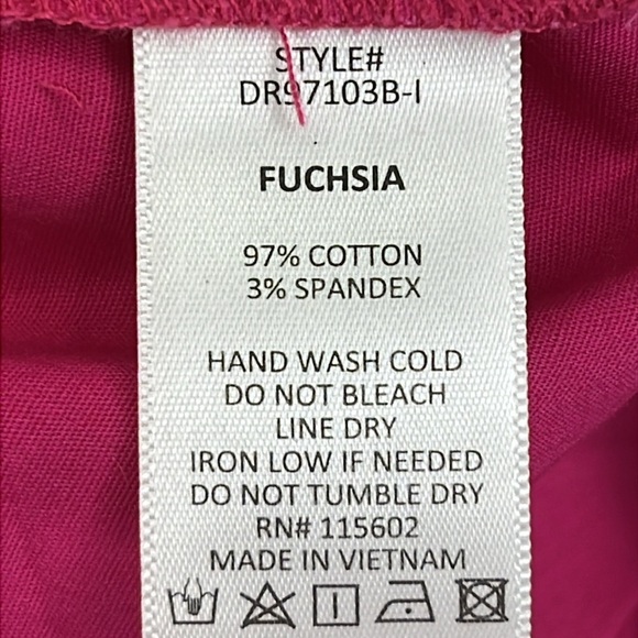 Lush Maxi Dress Sz L Fushia Spaghetti Straps
Front Tie/Bow Side Slit Like New - Picture 6 of 8